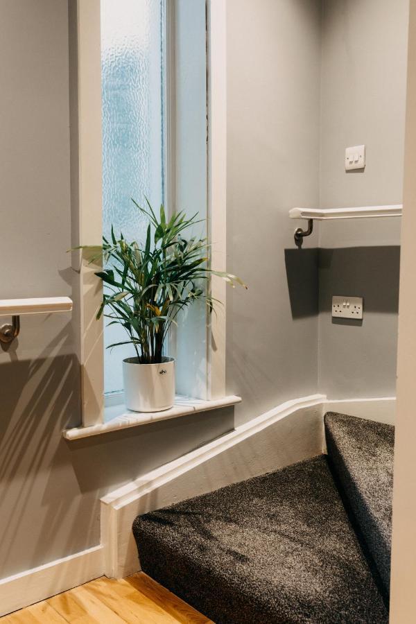 Belfast City Self Catering 3 Bedroom Town House Exterior photo